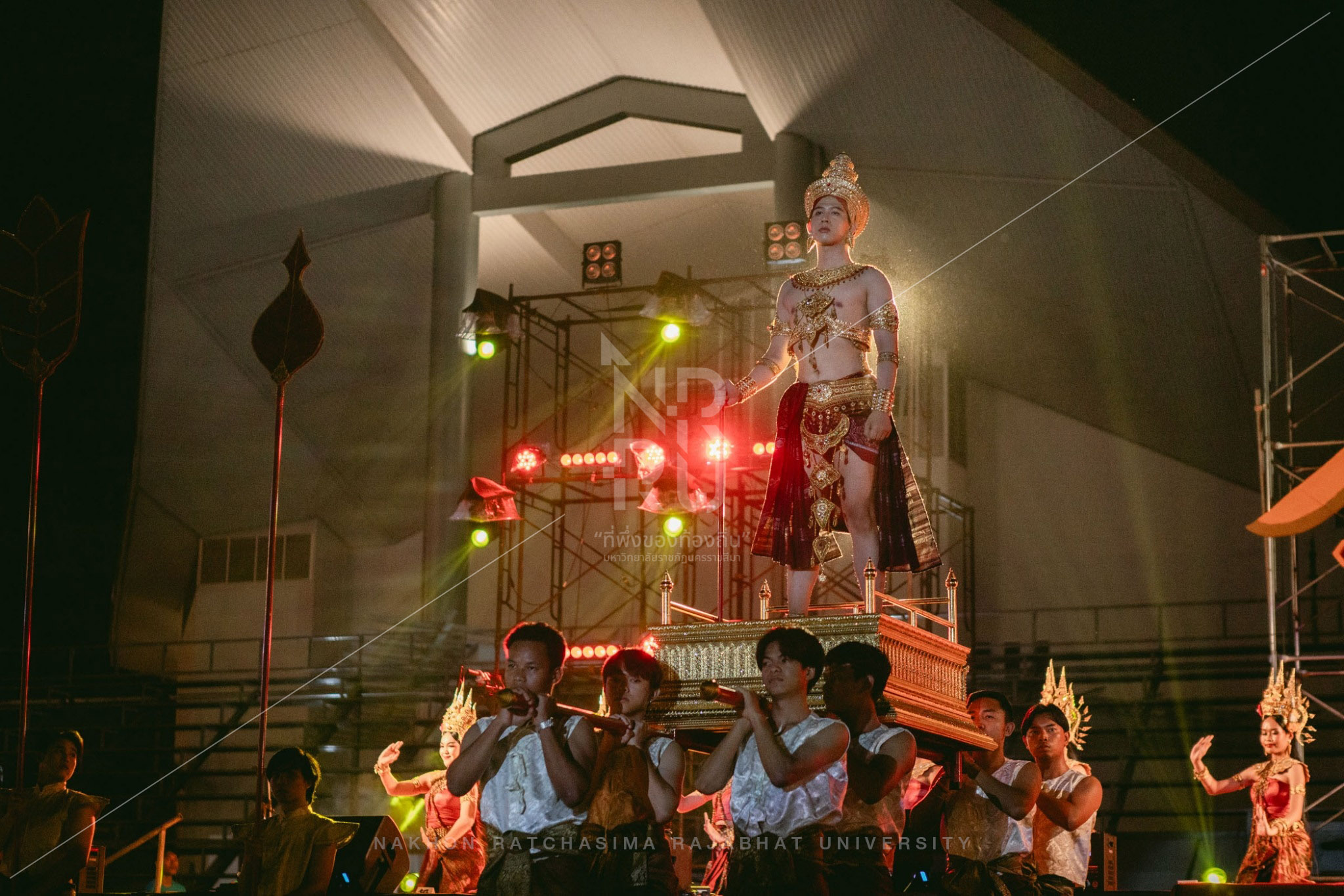 Higher Education Arts Festival in Mueang District (1)