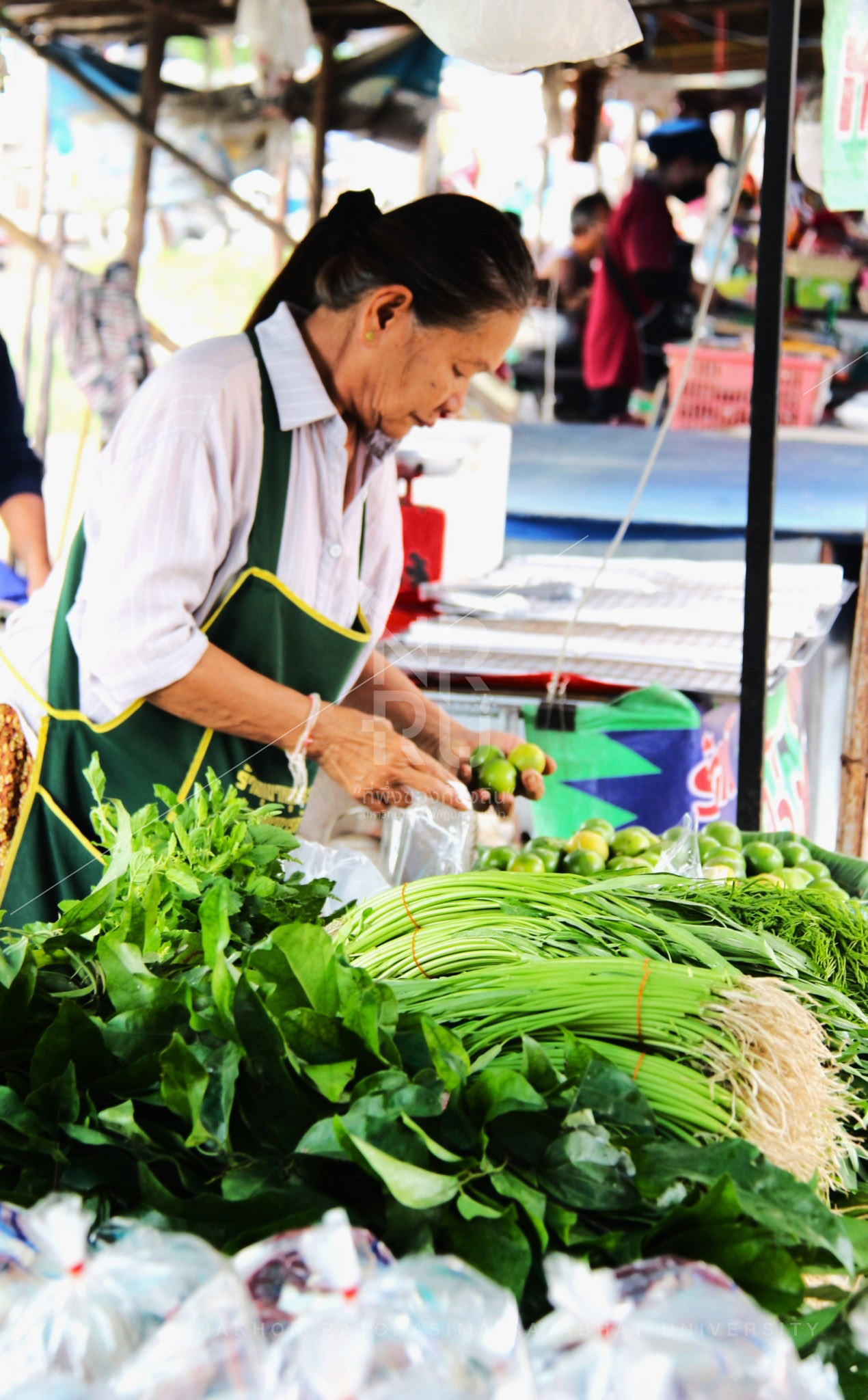 Ban Phra Phut Market (2)