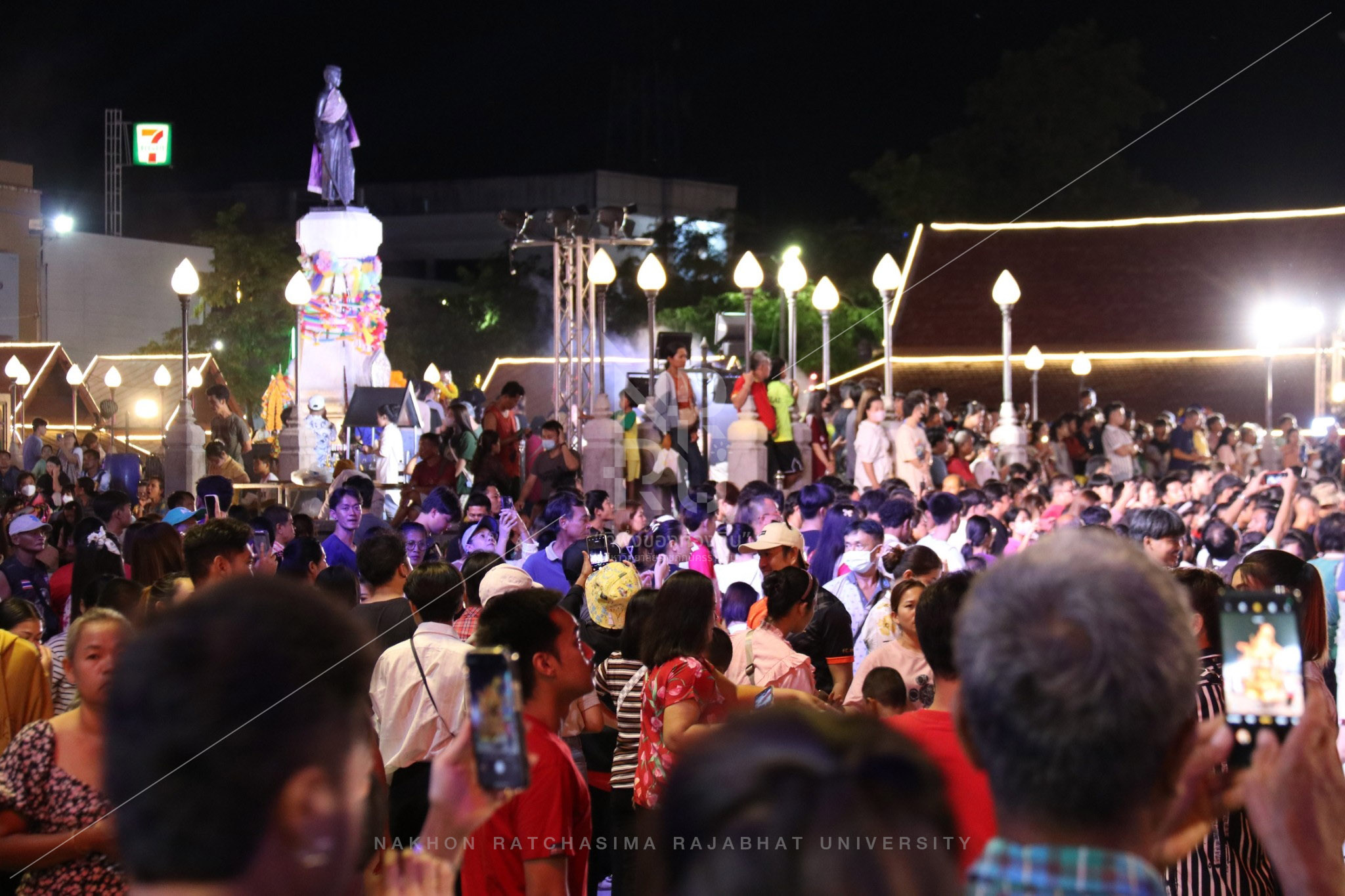 Korat Candle Festival in Mueang District (1)
