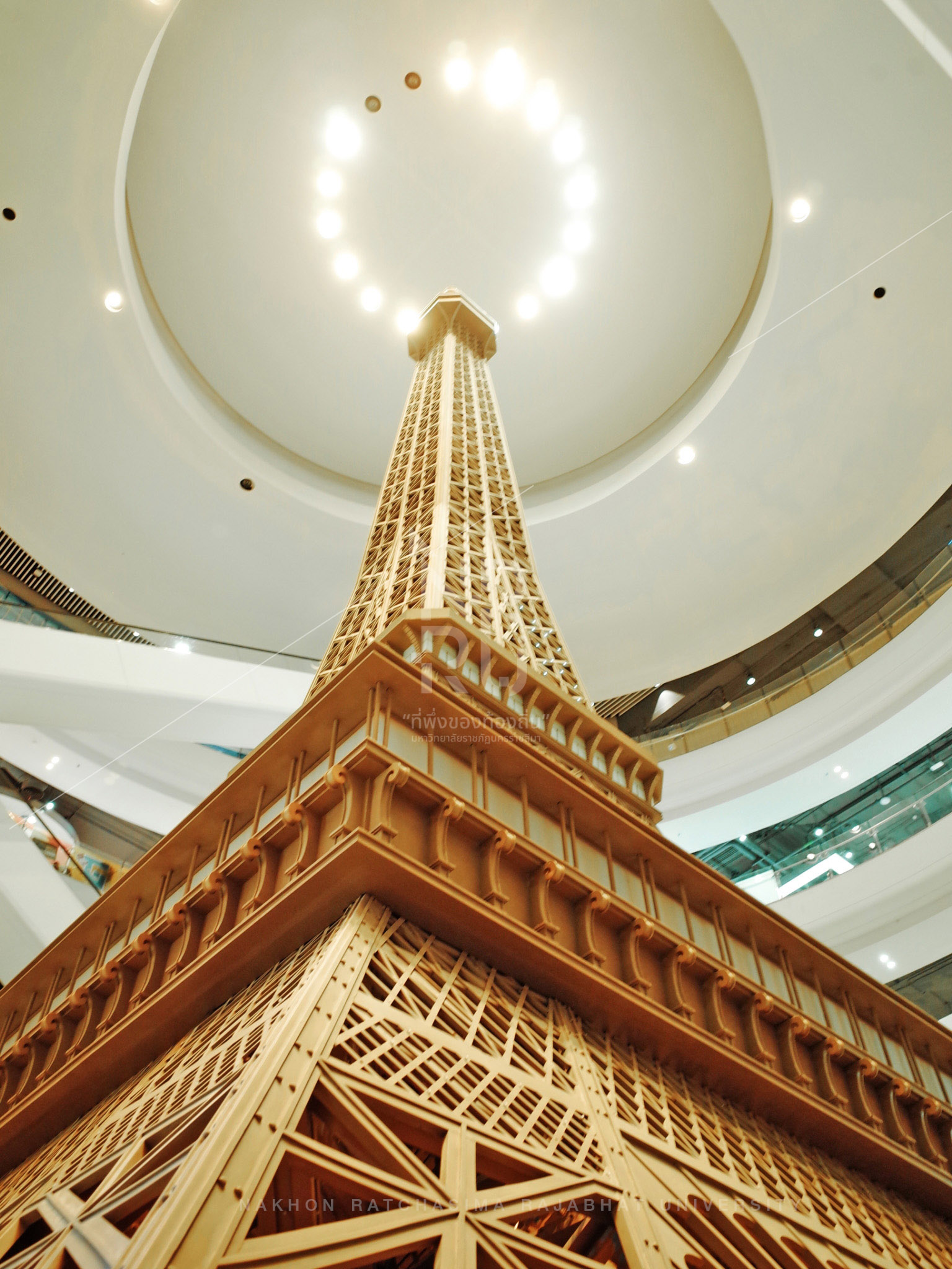 Terminal 21 Shopping Mall in Mueang District (6)