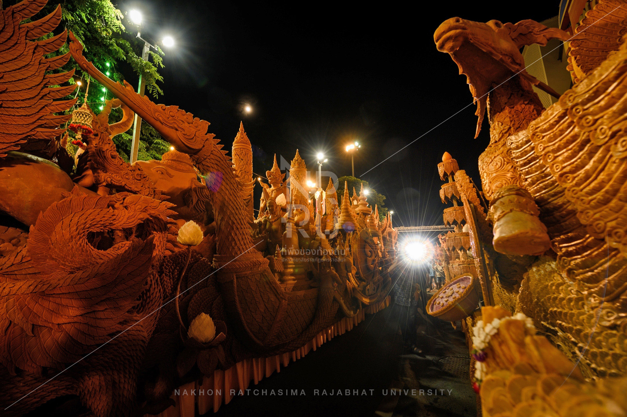 Candle Procession in Mueang District (2)