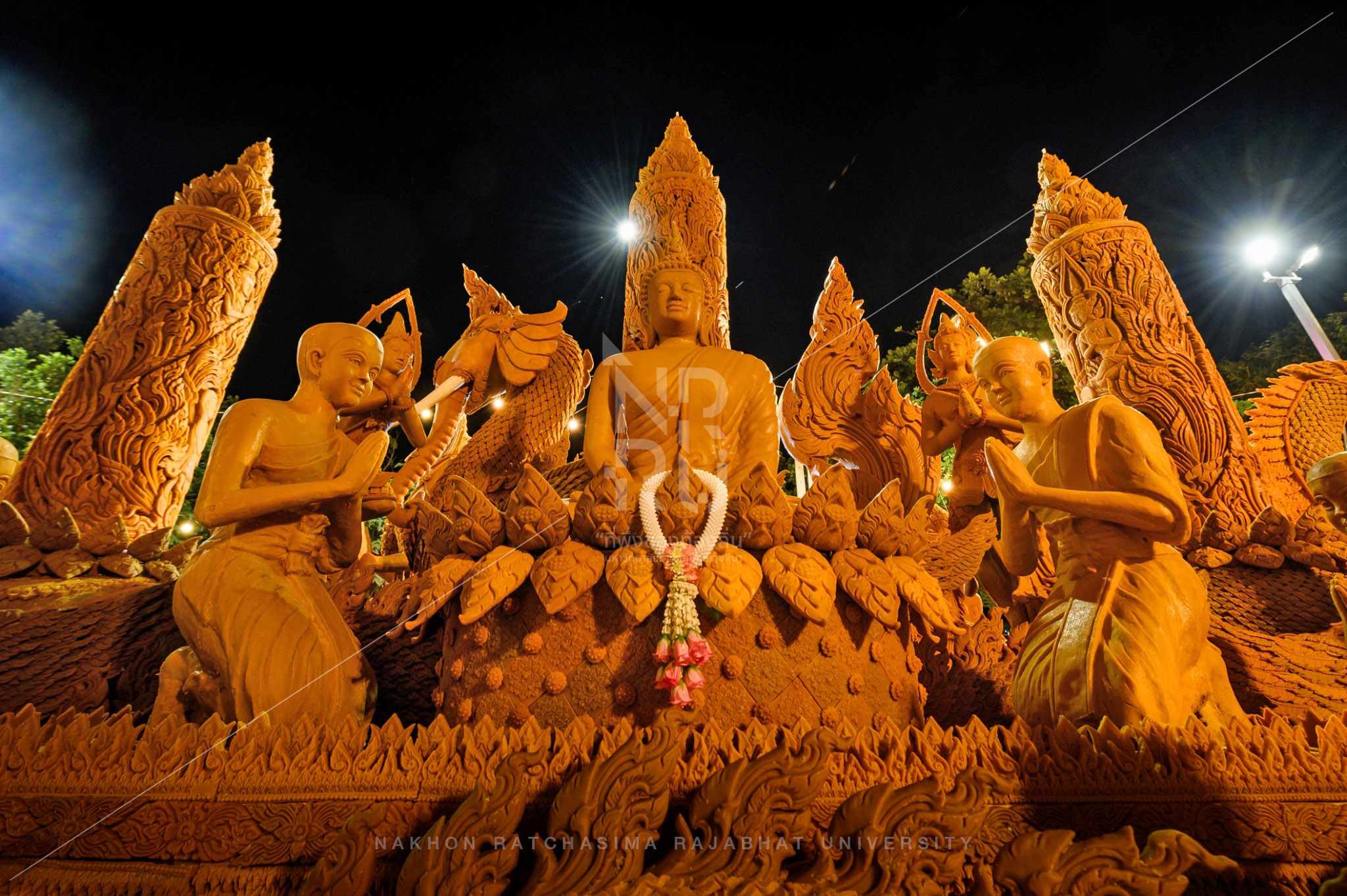 Candle Procession in Mueang District (6)