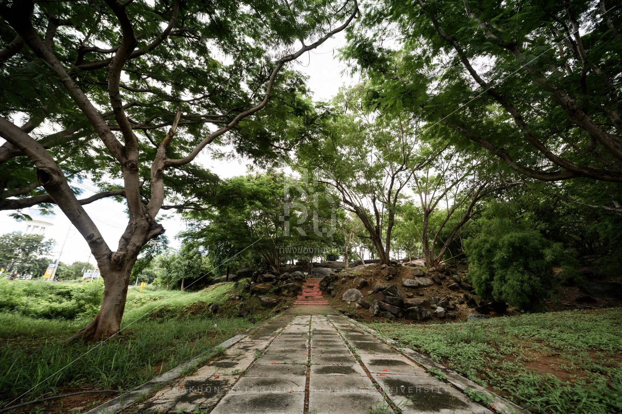 Ban Hin Dat Quarry in Sikhio District (2)