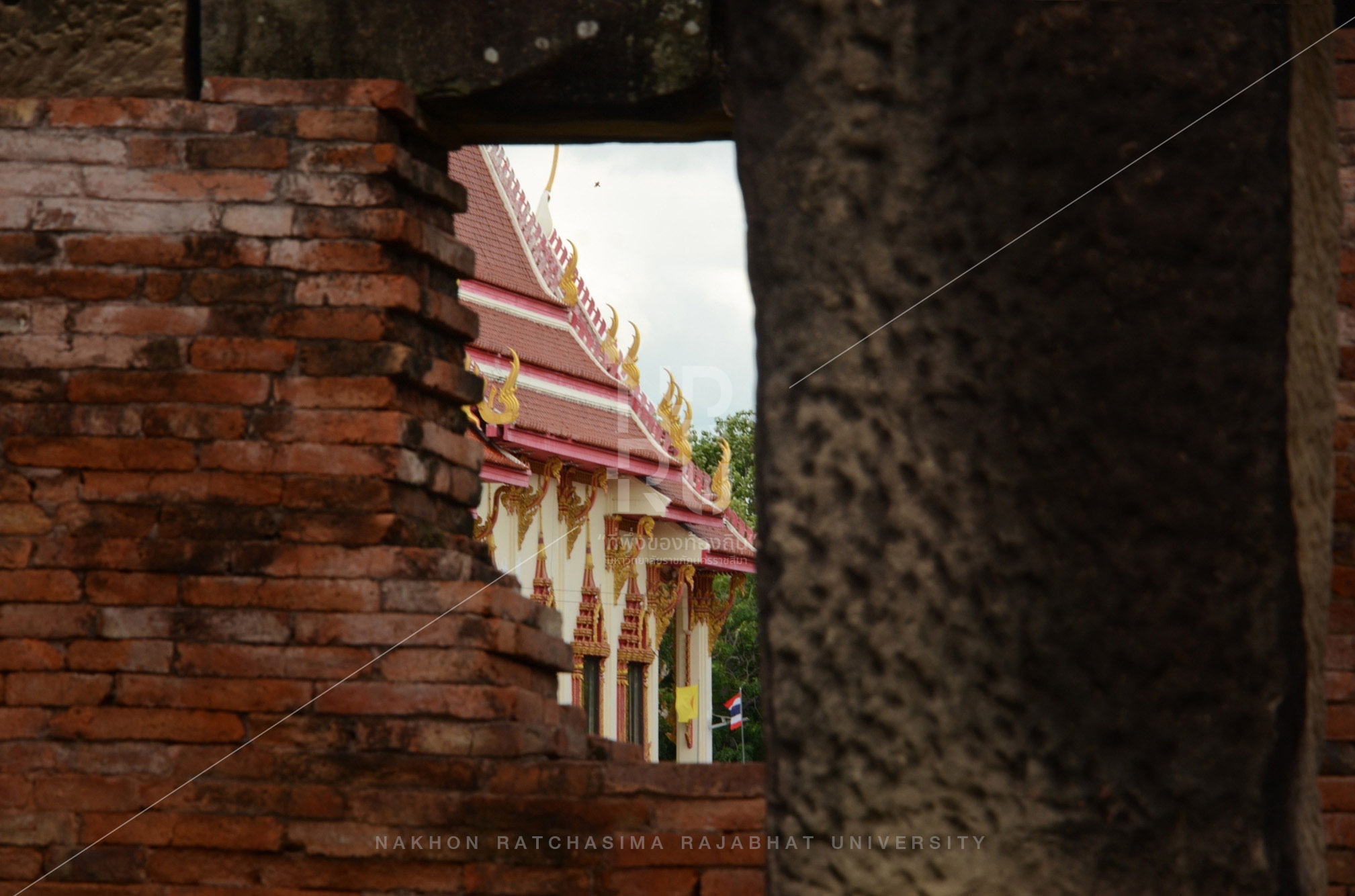 Phanom Wan Stone Castle in Mueang District (21)