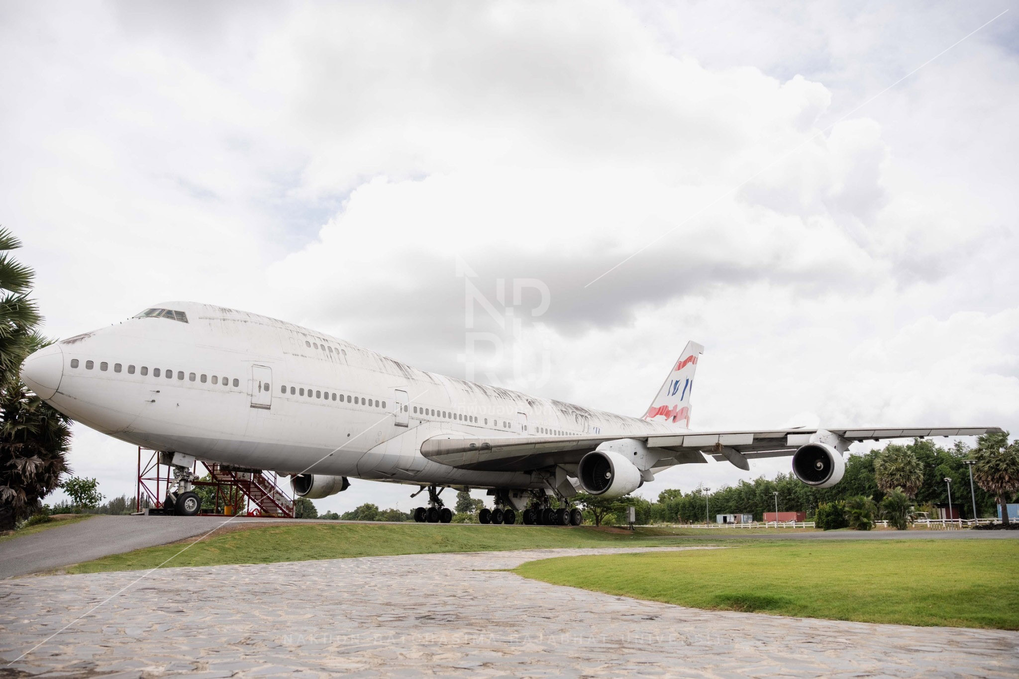 Airplane in Mueang District (8)