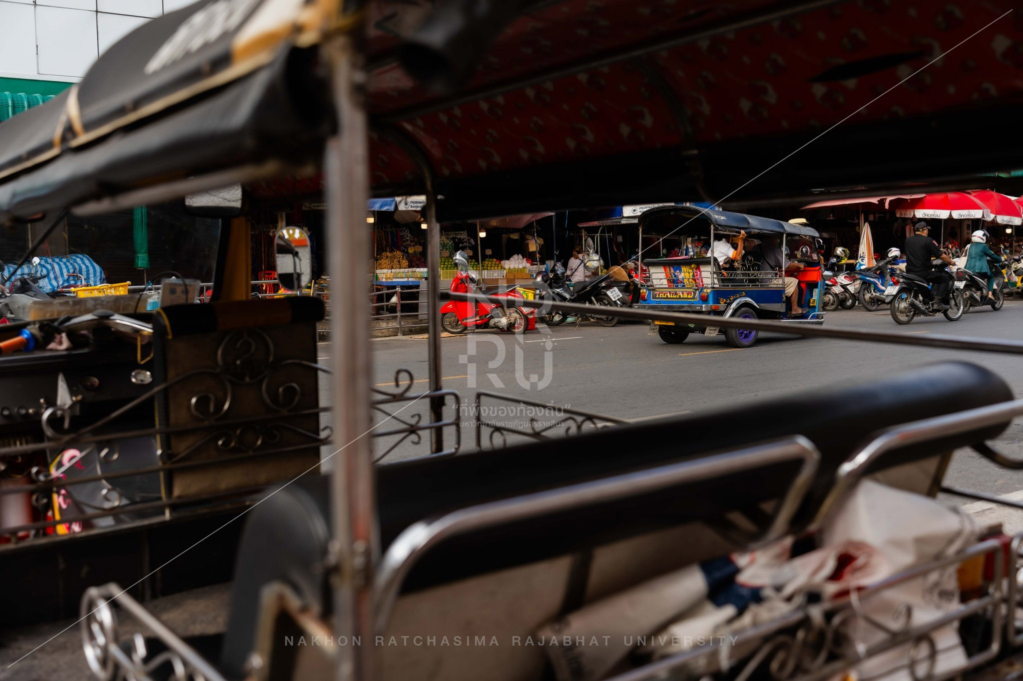 Three-Wheeled Bicycle (Rickshaw) in Mueang District (9)